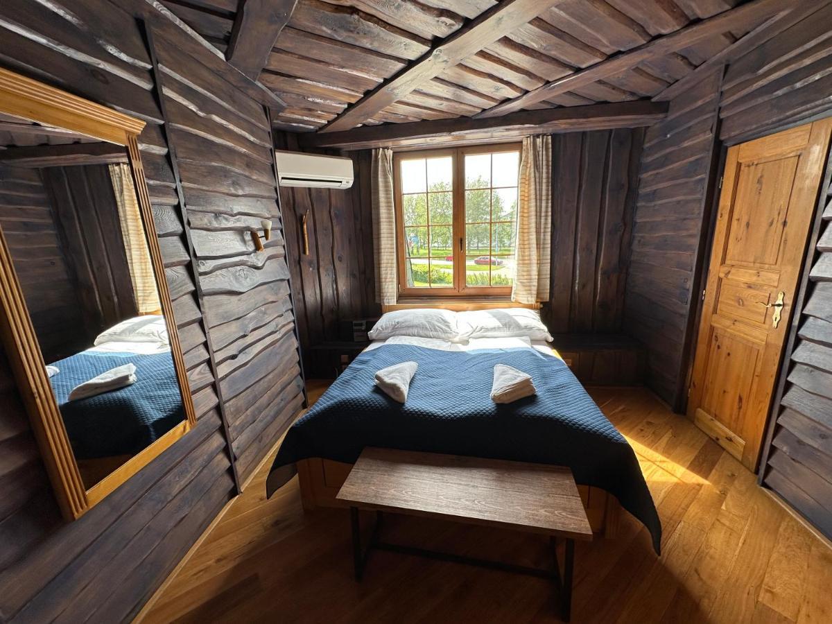Penzion Ten Bed & Breakfast Пардубице Екстериор снимка