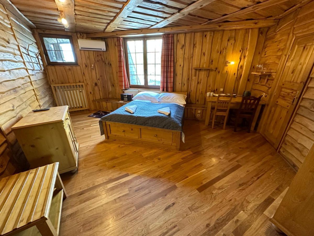 Penzion Ten Bed & Breakfast Пардубице Екстериор снимка